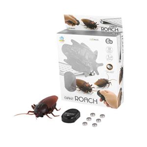 Realistic Remote Control Cockroach Toy – Infrared RC Prank Gadget with Luminous Effects